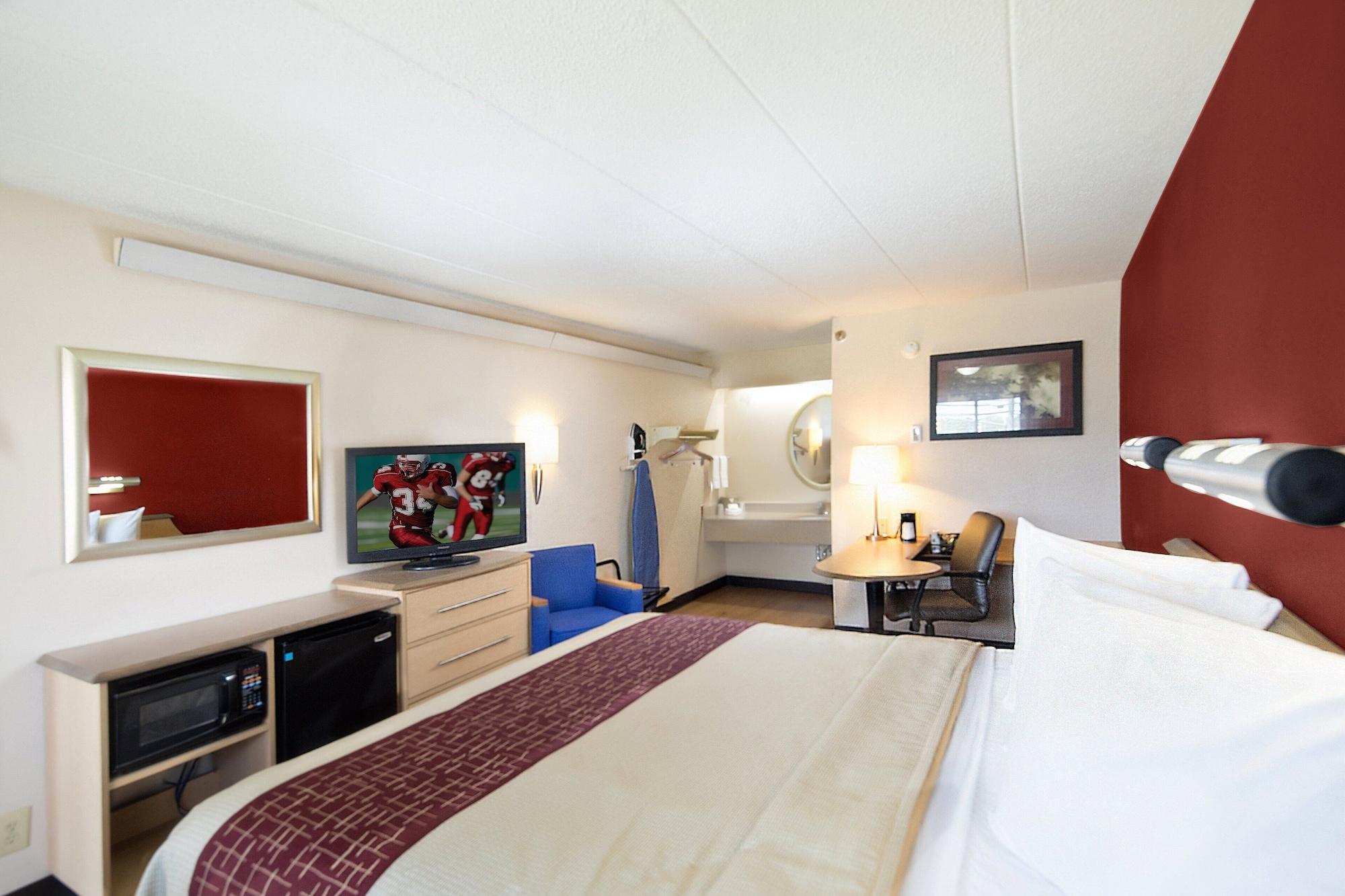 Red Roof Inn Cincinnati Northeast - Blue Ash Buitenkant foto