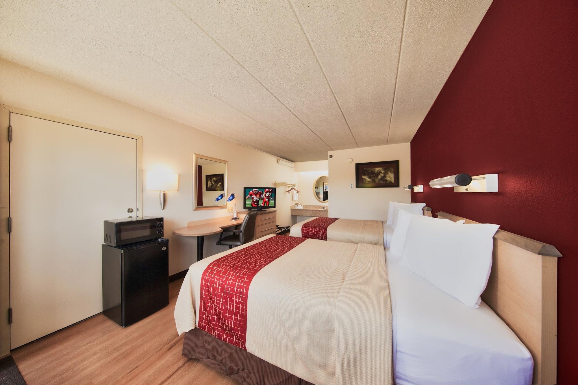 Red Roof Inn Cincinnati Northeast - Blue Ash Buitenkant foto