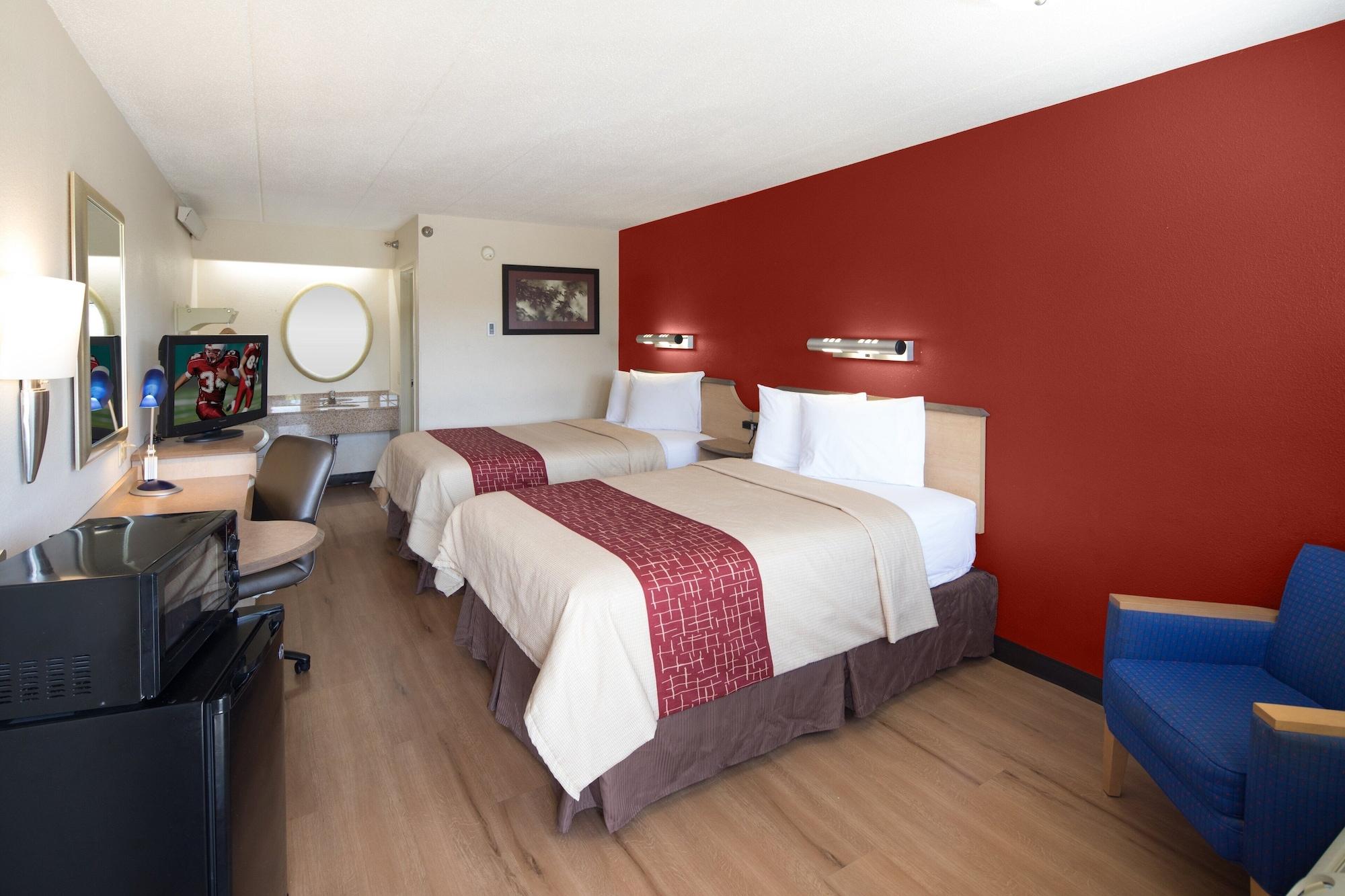 Red Roof Inn Cincinnati Northeast - Blue Ash Buitenkant foto