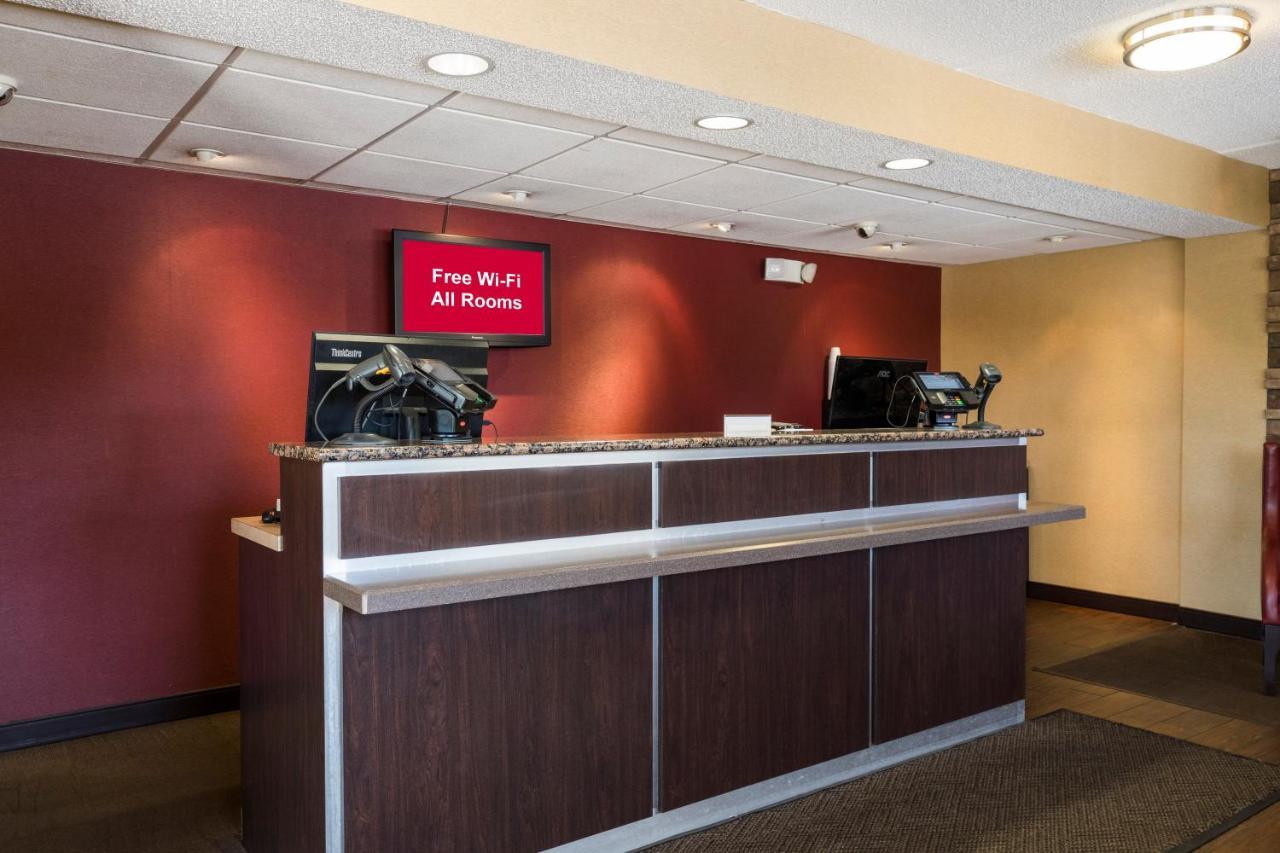Red Roof Inn Cincinnati Northeast - Blue Ash Buitenkant foto