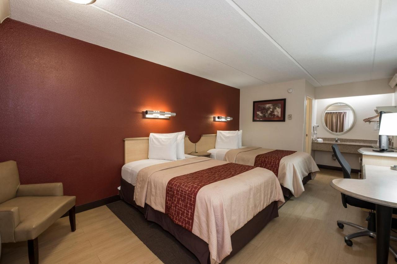 Red Roof Inn Cincinnati Northeast - Blue Ash Buitenkant foto
