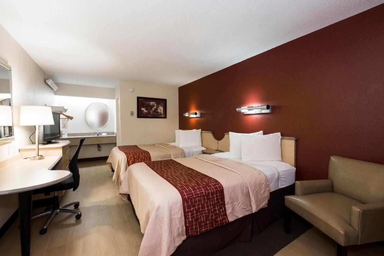 Red Roof Inn Cincinnati Northeast - Blue Ash Buitenkant foto