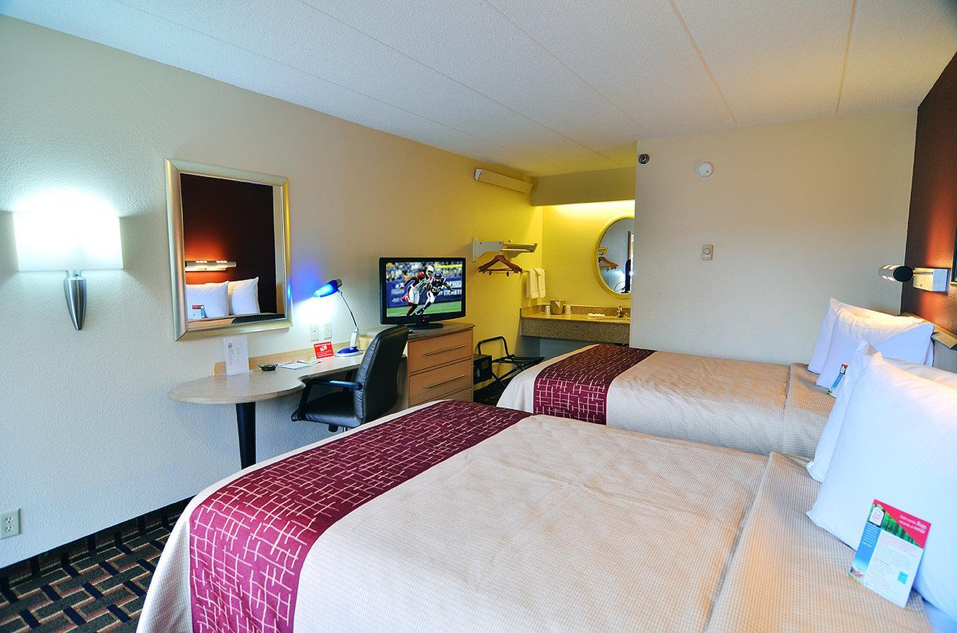 Red Roof Inn Cincinnati Northeast - Blue Ash Buitenkant foto
