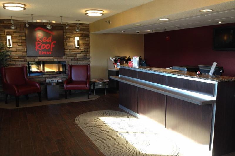 Red Roof Inn Cincinnati Northeast - Blue Ash Buitenkant foto