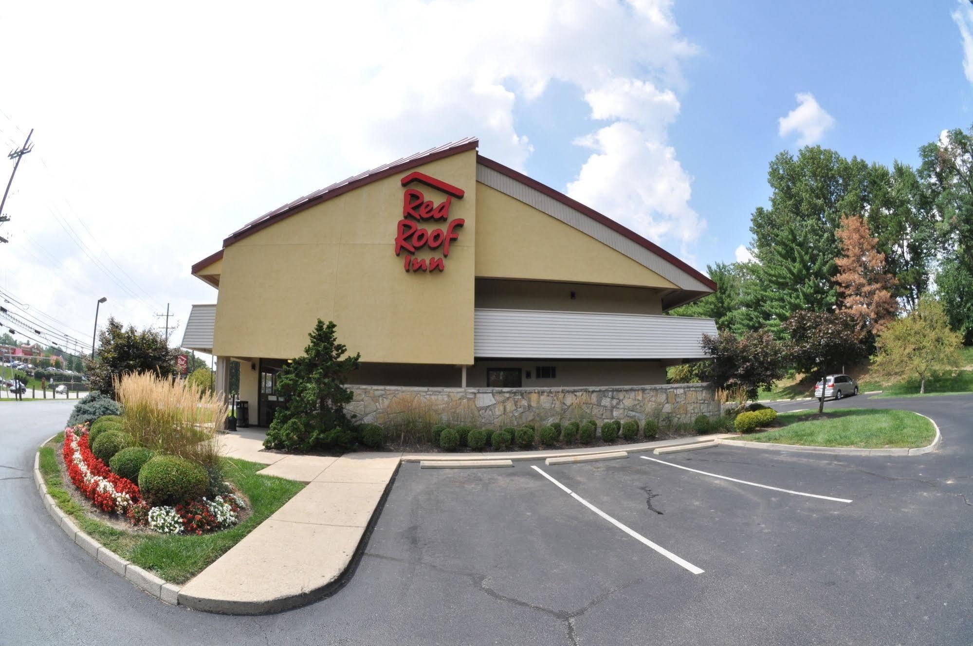 Red Roof Inn Cincinnati Northeast - Blue Ash Buitenkant foto