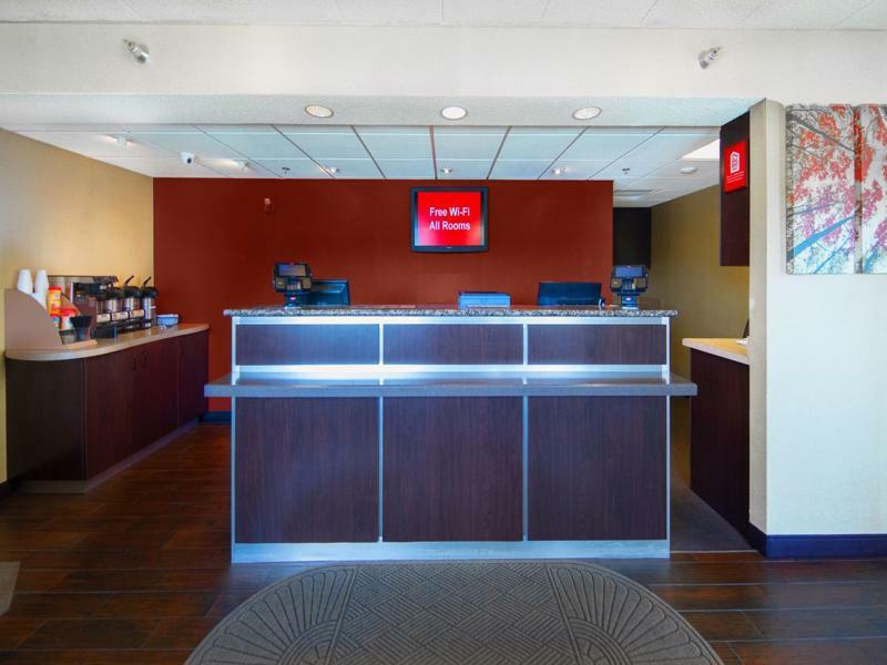 Red Roof Inn Cincinnati Northeast - Blue Ash Buitenkant foto